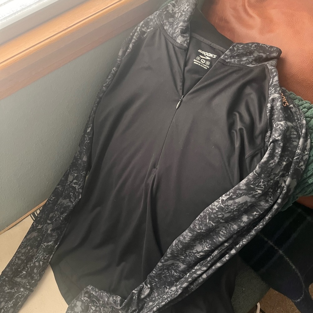 Brooks Black and Gray Lightweight Shirt Jacket